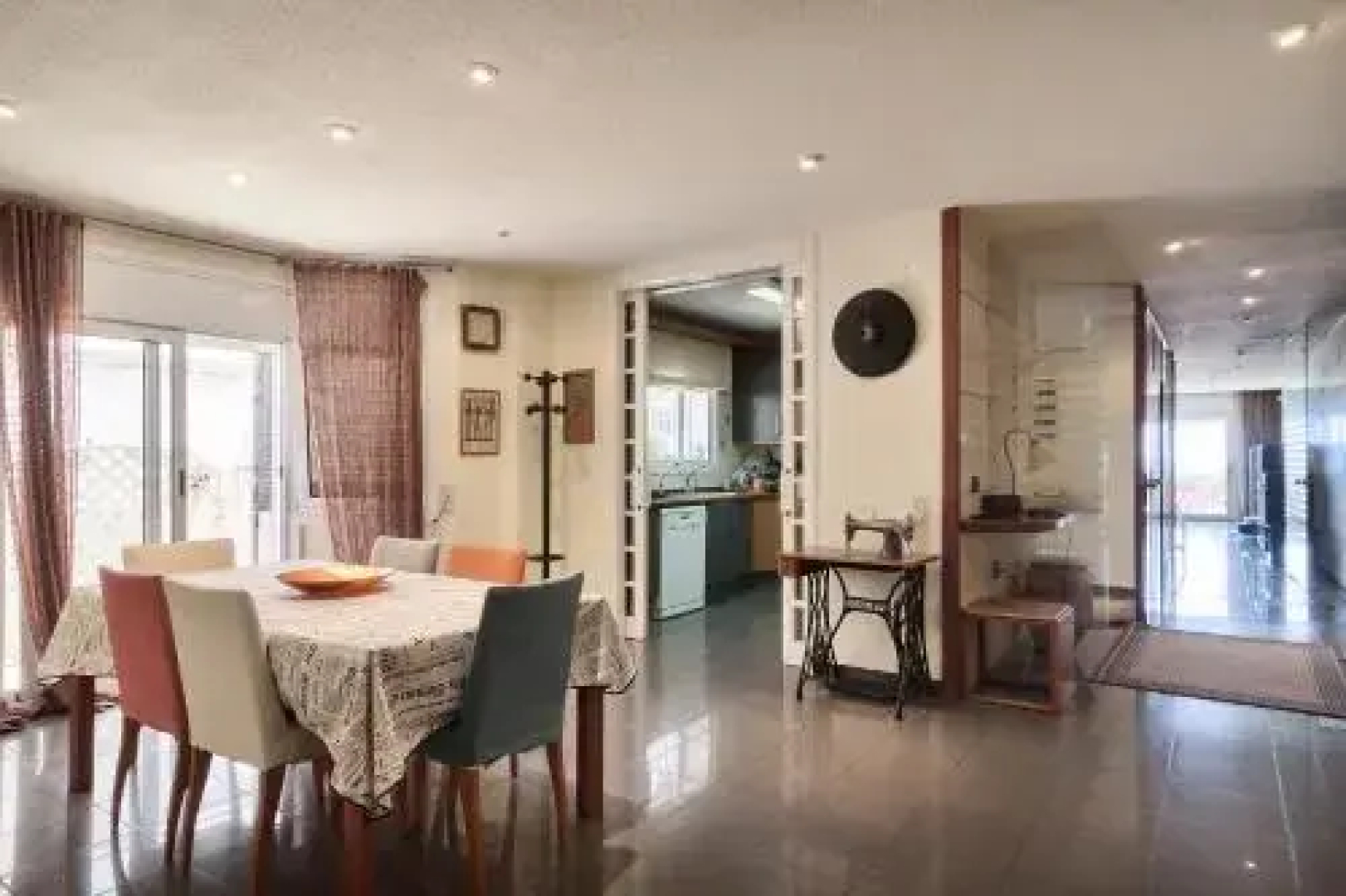 Villa Service- Edificio Barco