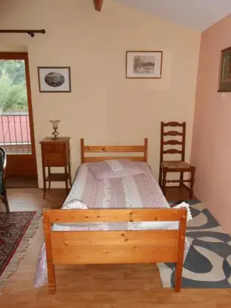 Lascurades