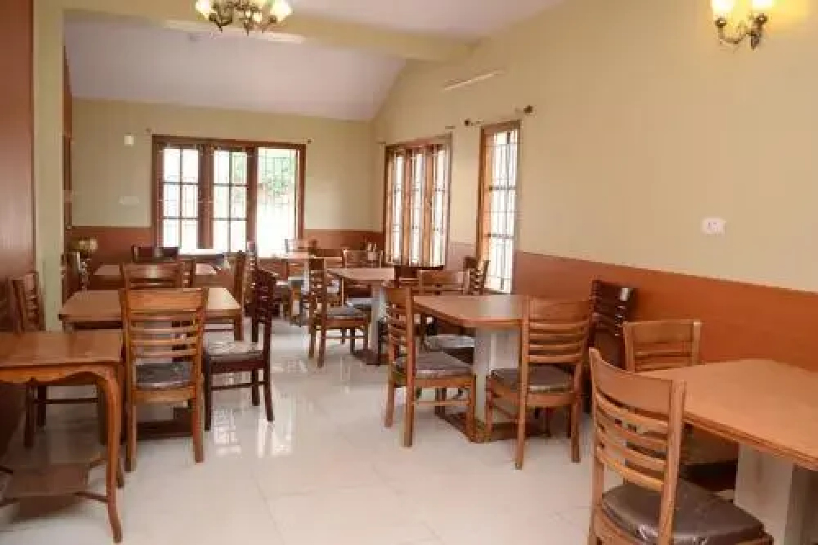 Maruthi Cottages