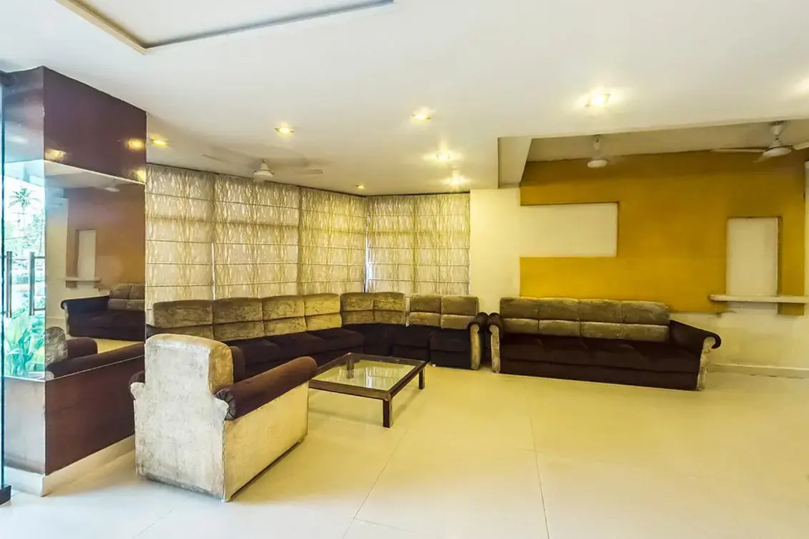 Hotel Pavani Residency