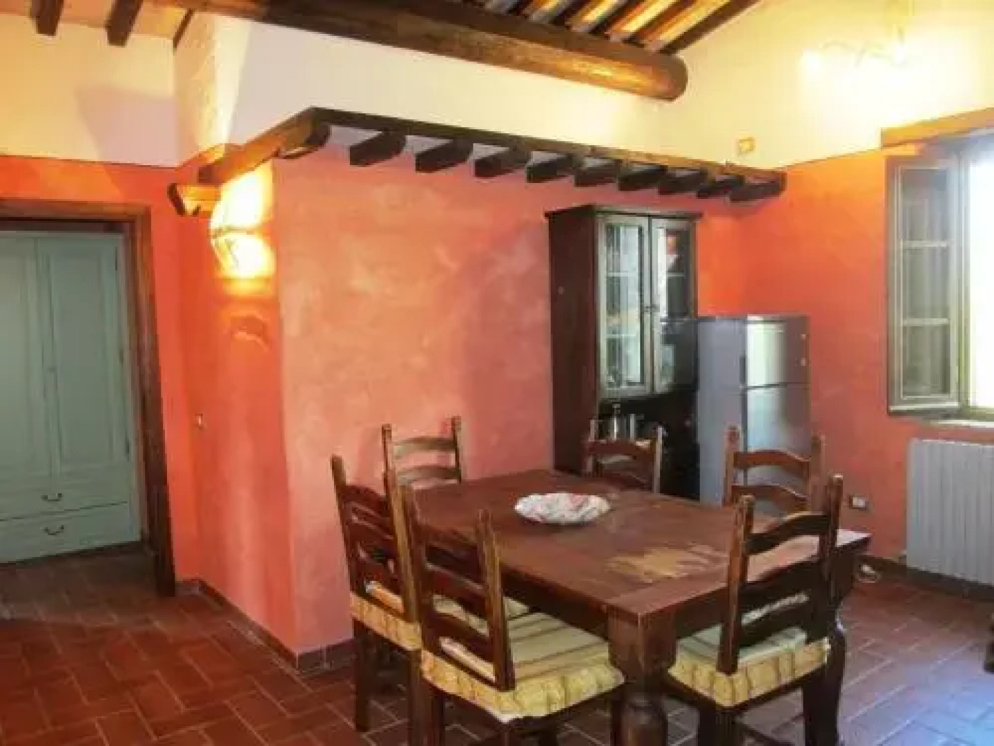 Casa Pindaro, immersa nel verde