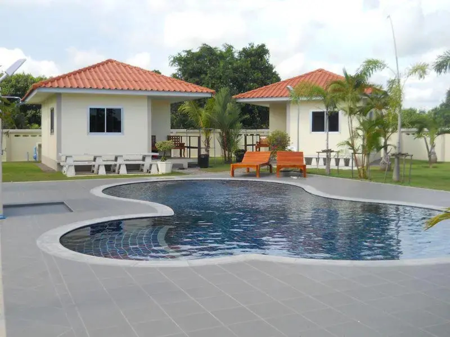 J.M House Banphe