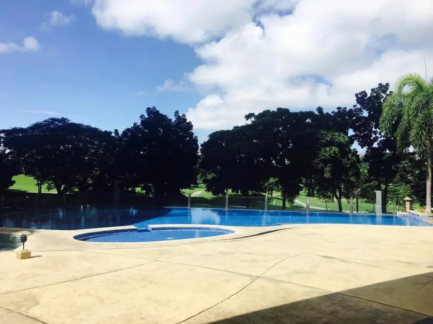 P&S Suites Burgos Circle