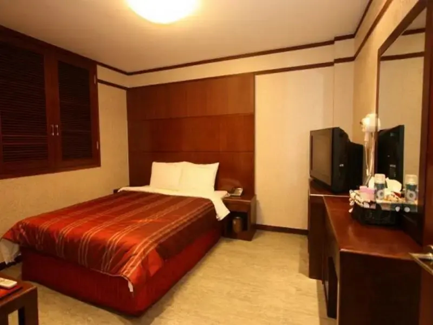 Bluehill Hotel