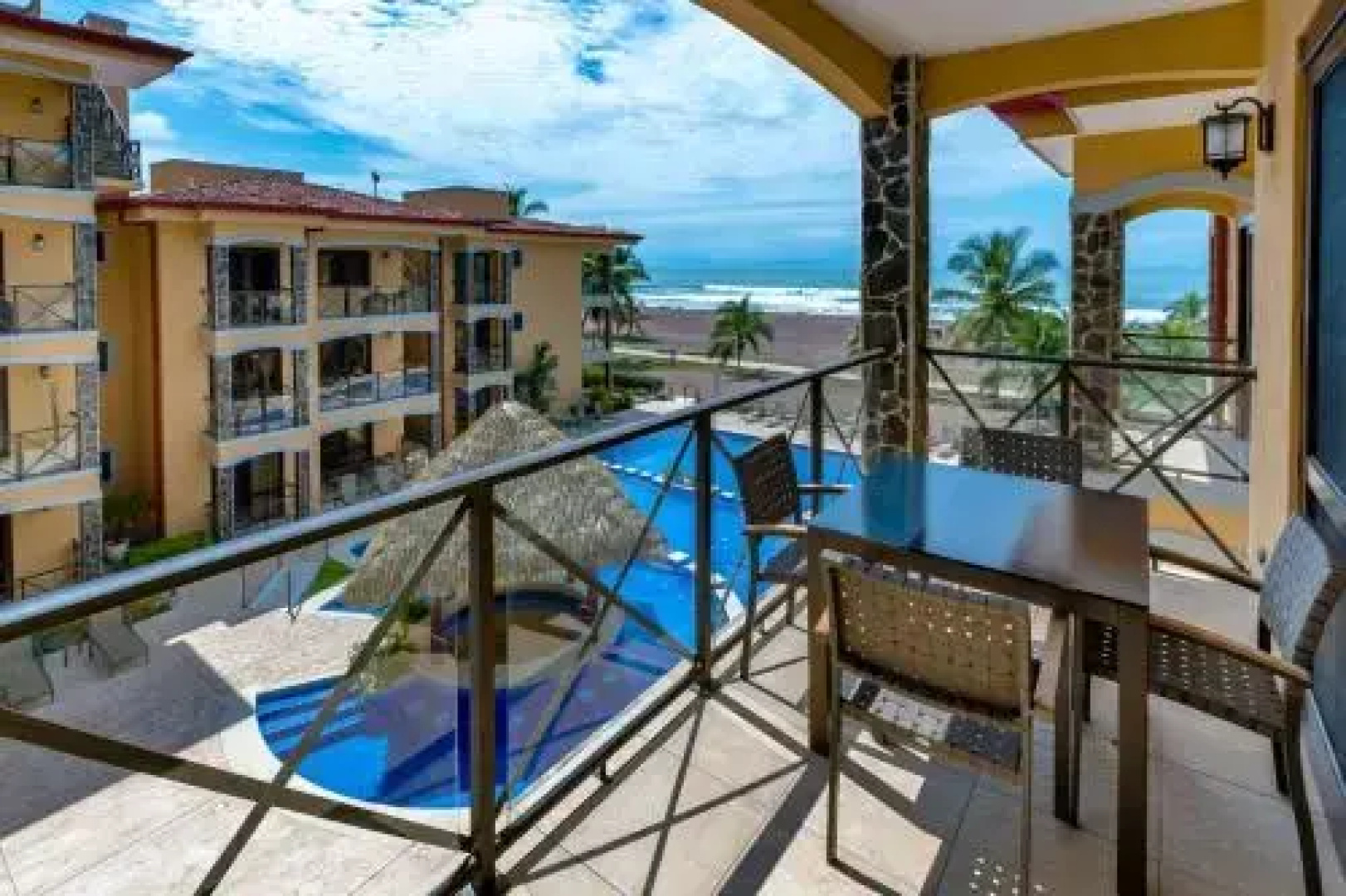Bahia Encantada 3C
