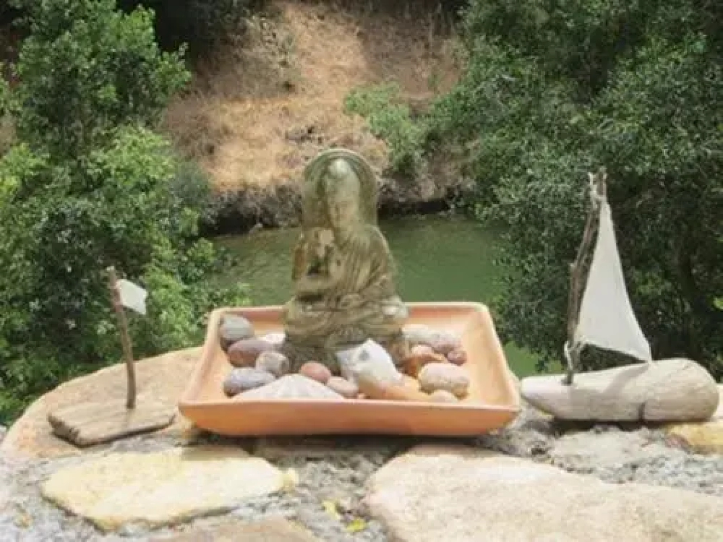 Cabaña de Adobe en Lago Rapel