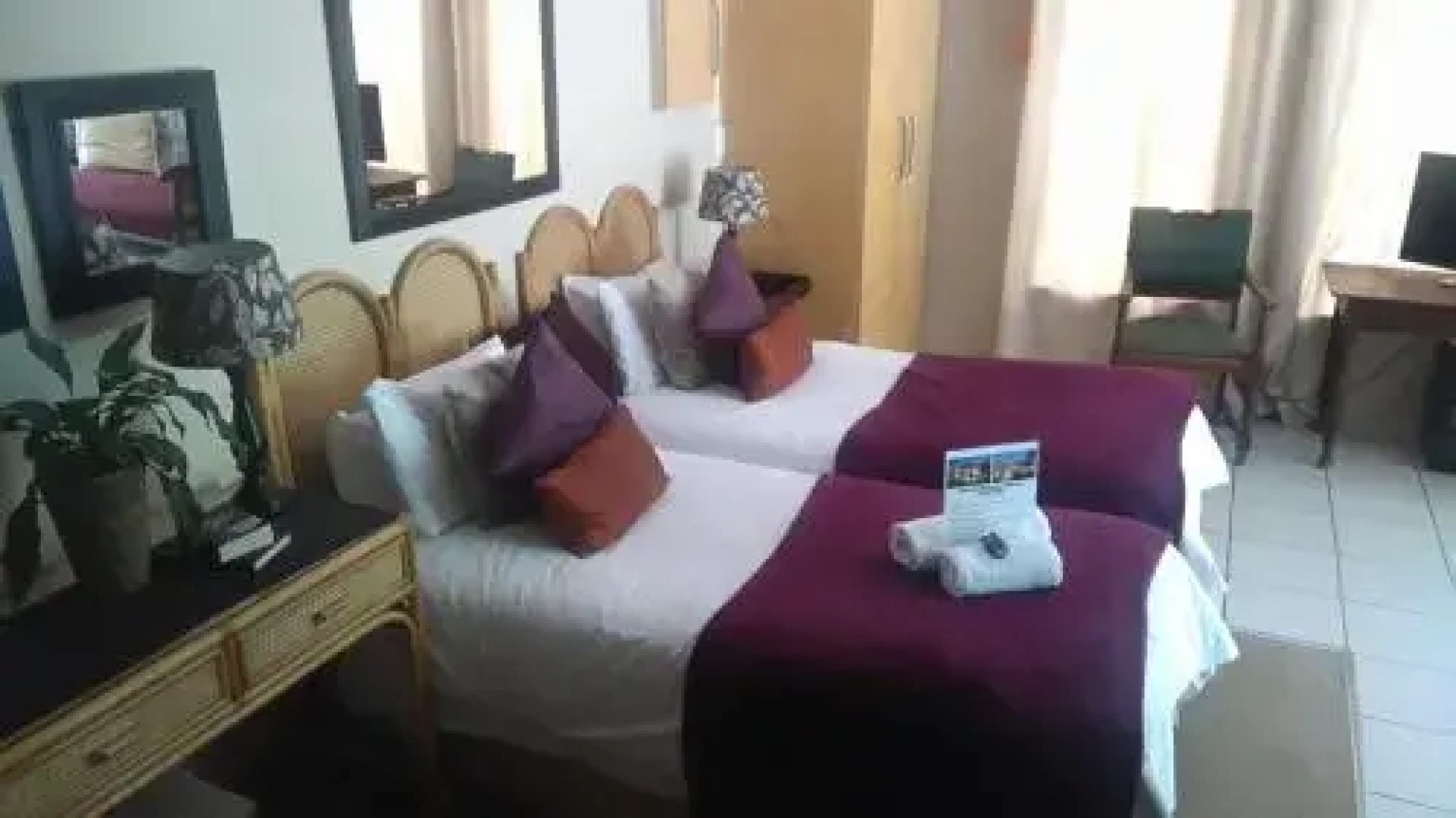 Fisant, Bokmakierie and Hoephoep Guest House
