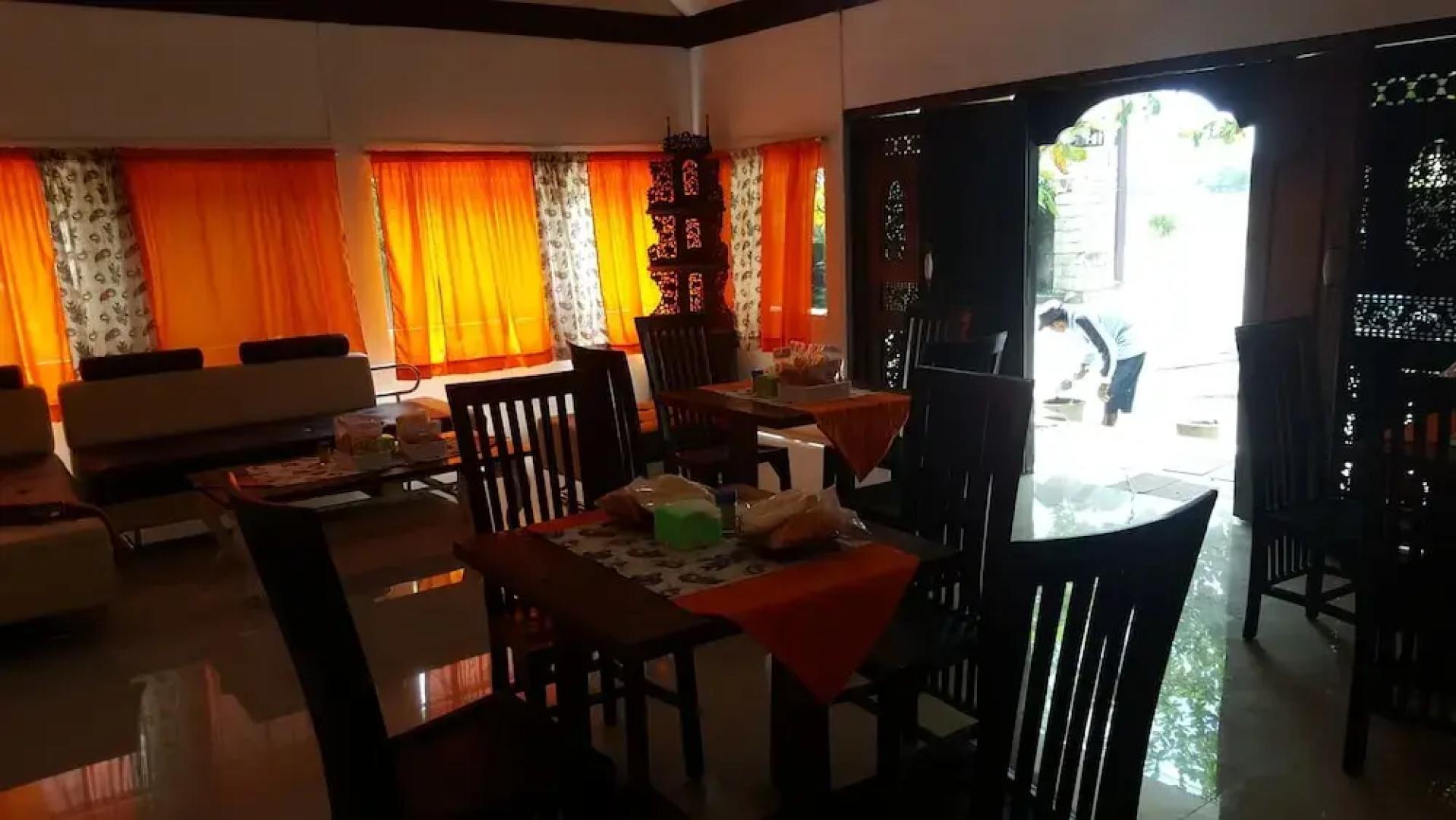 Chotin Hotel