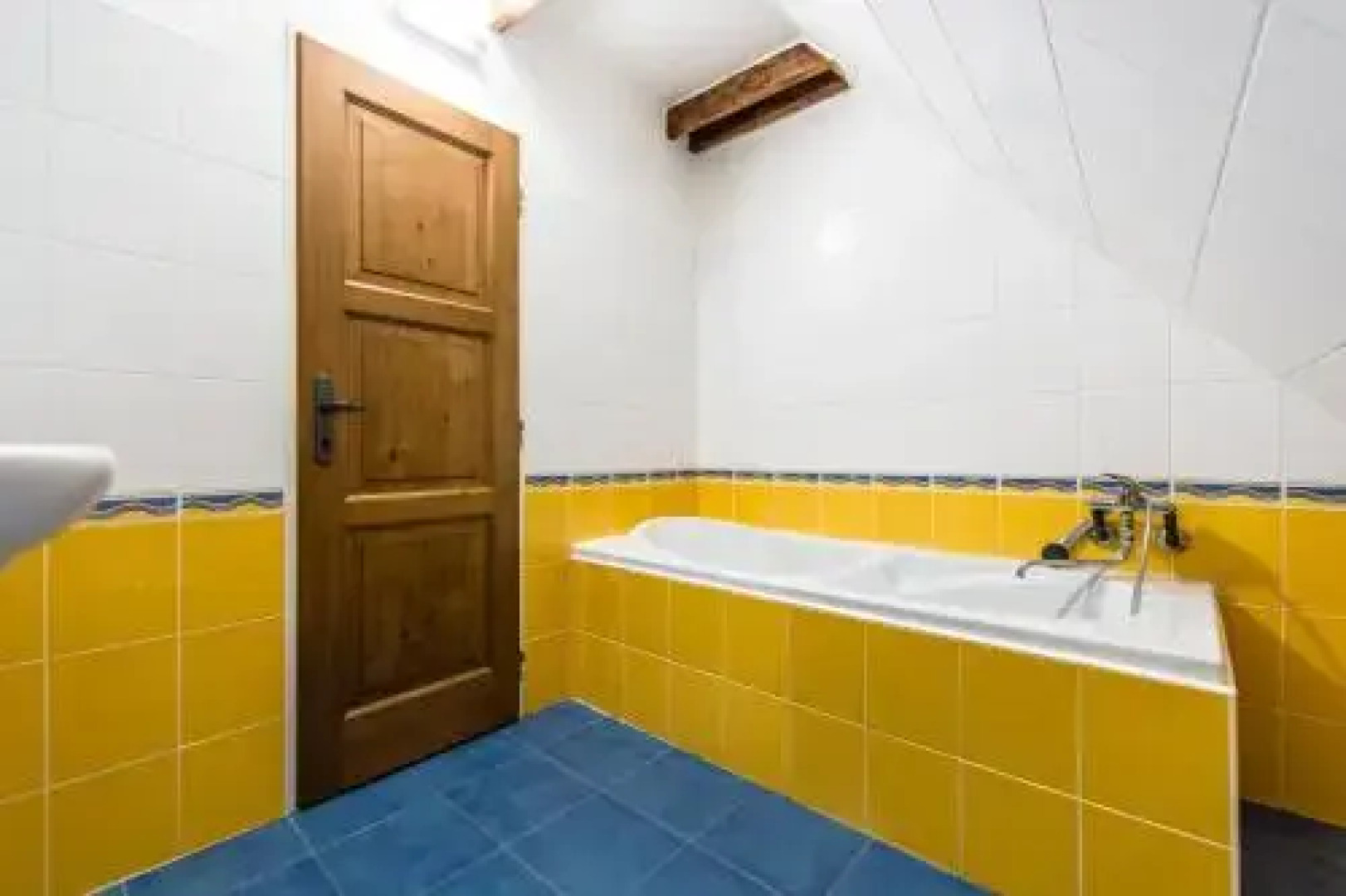 Sunny Hill Villa