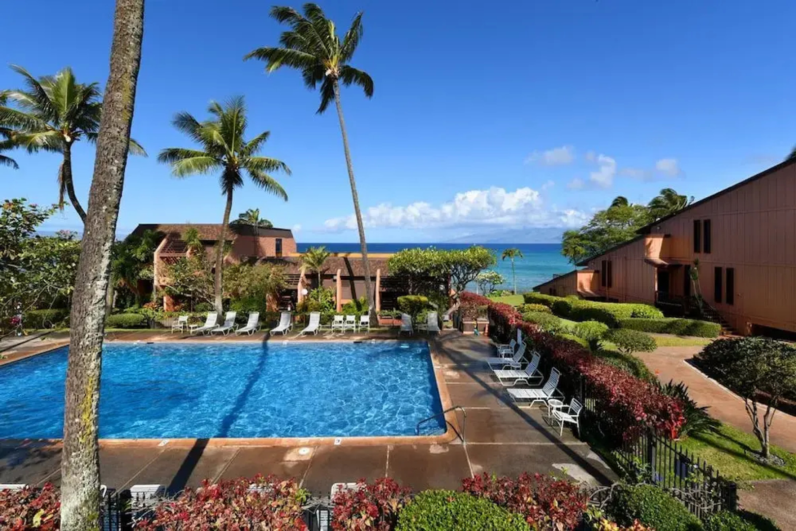 Kuleana Club - 402