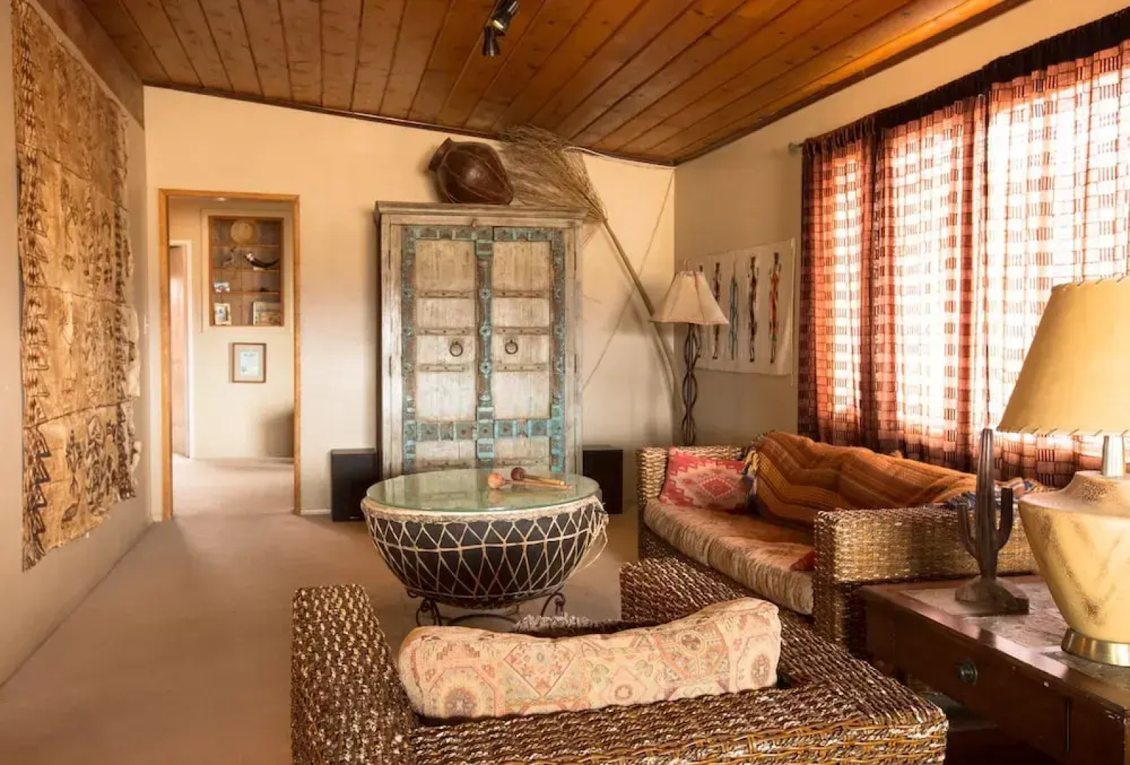 Wikiup by Joshua Desert Retreats