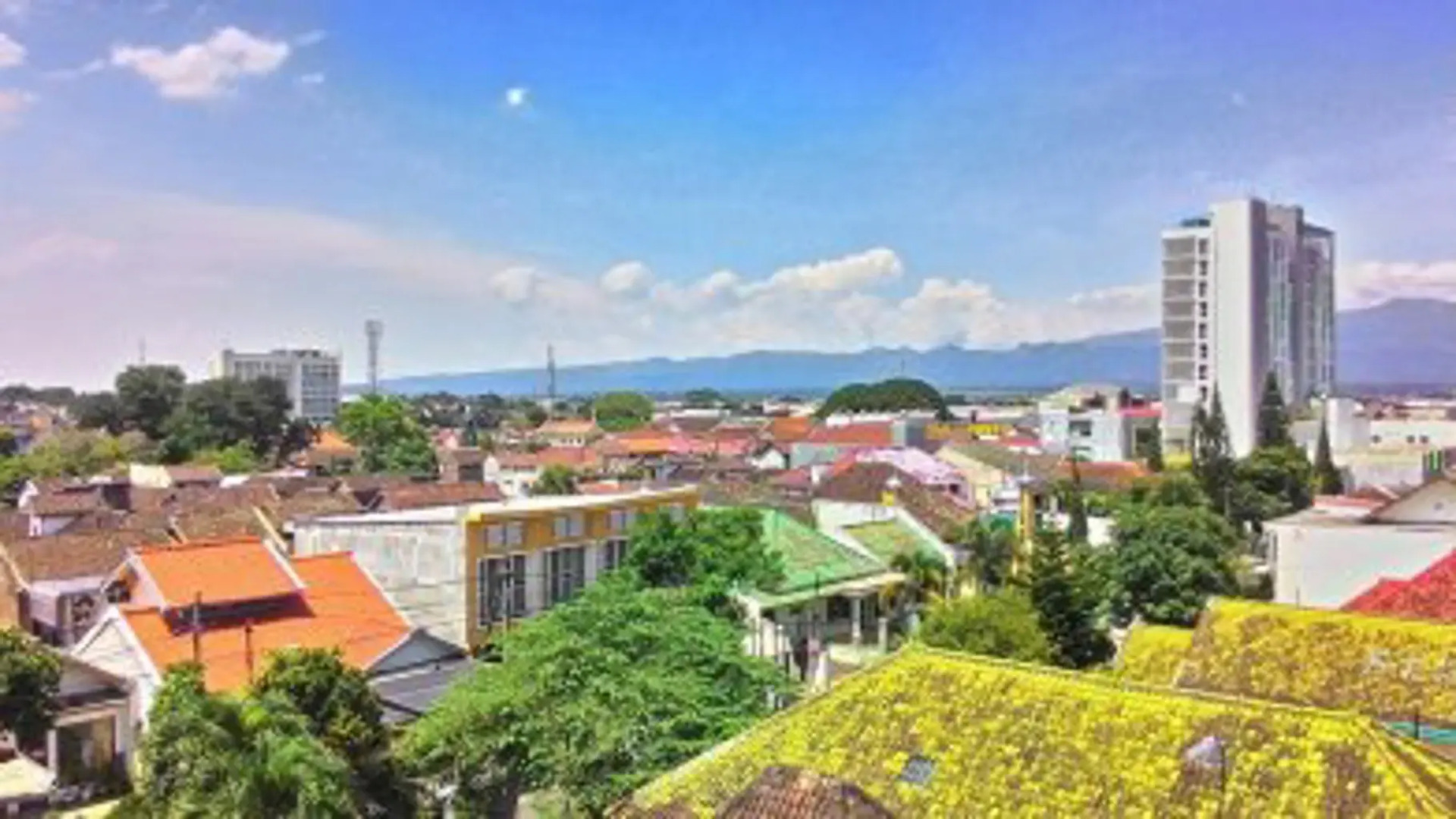 玛琅达勒姆阿梗高级宾馆(Dalem Ageng Premium Guest House Malang)