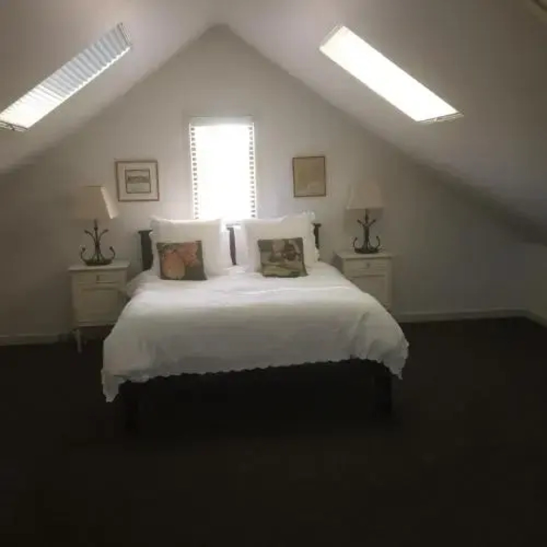 Cottage At 95a
