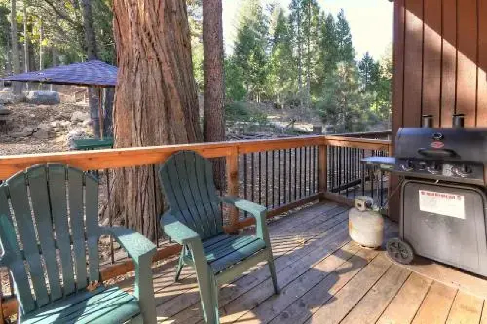 Yosemite West Condominiums