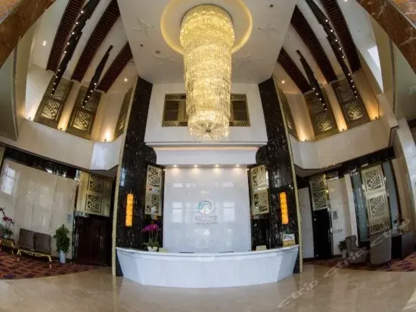 Chengdu Yinchao Hotel