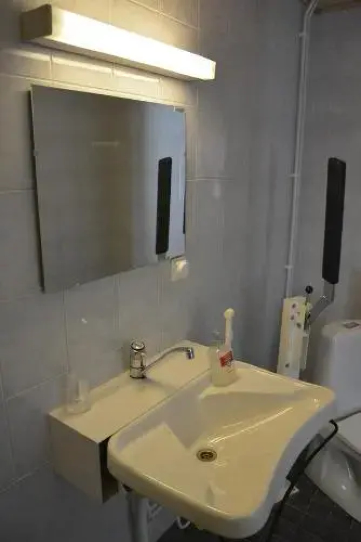 FolkiaCenter Gästhem - Vieraskoti - Guesthouse