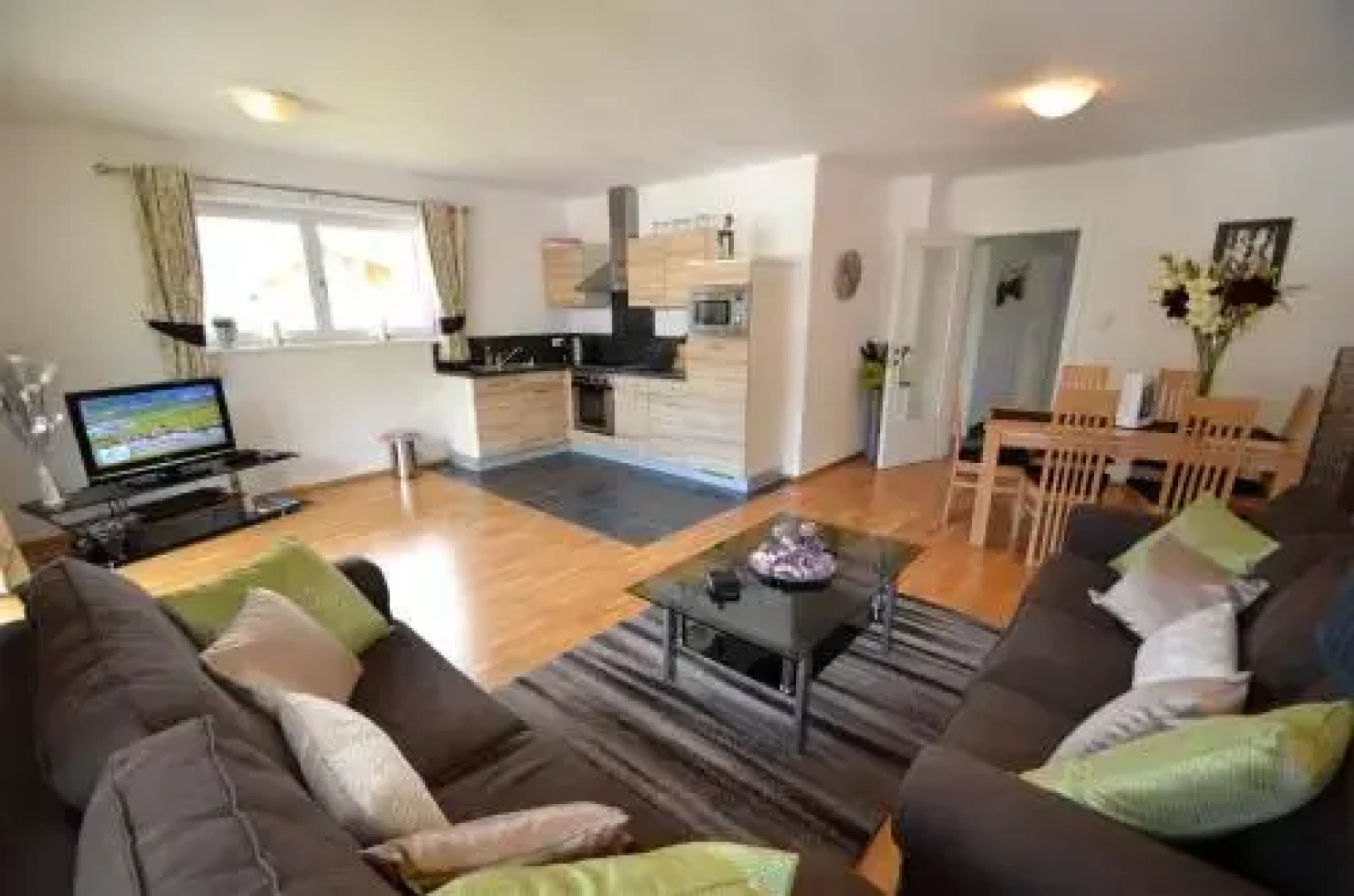 Apartment Nikola by Four Seasons Apartments