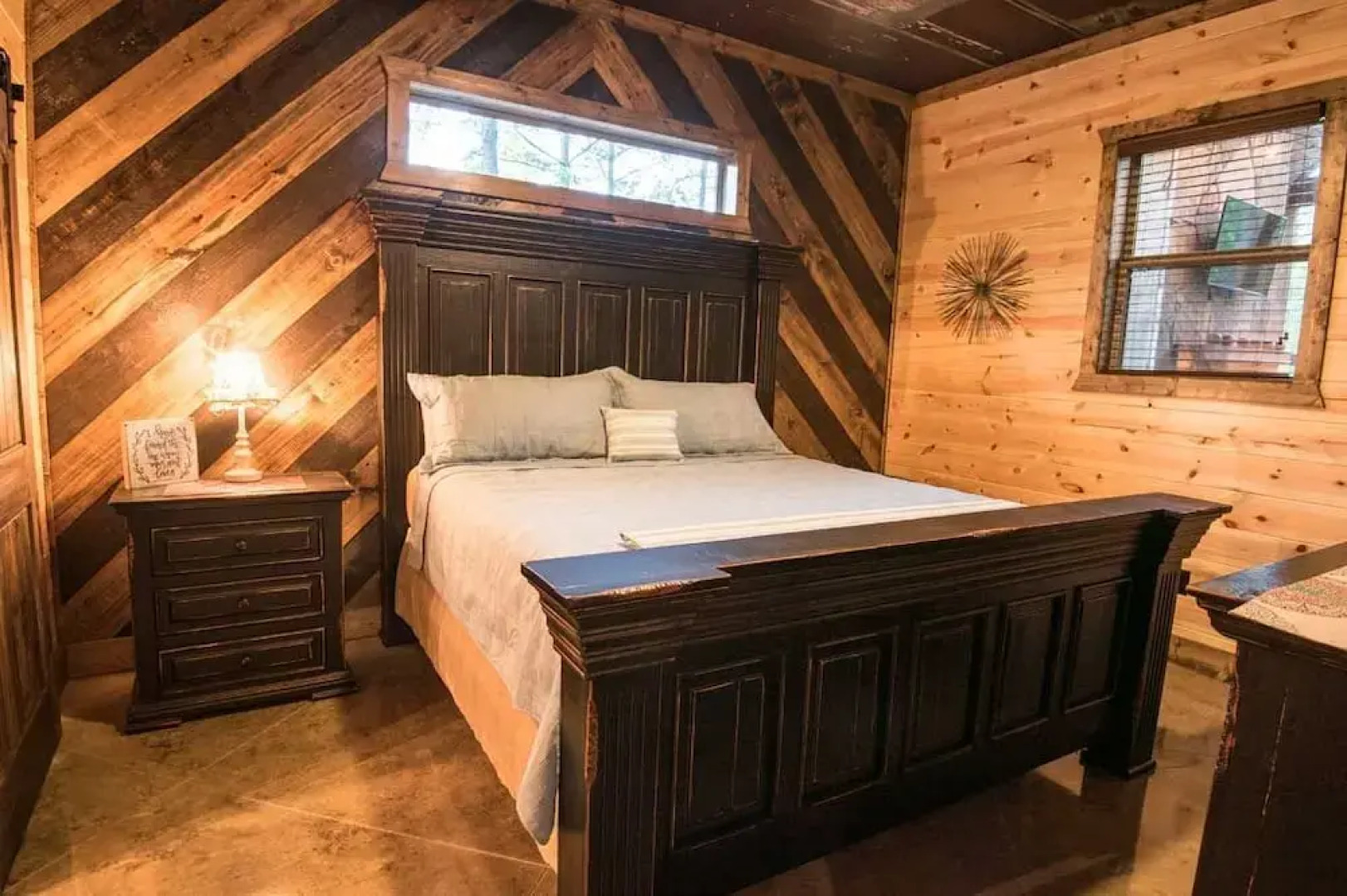 Gather Round Lodge - 3 Br Cabin