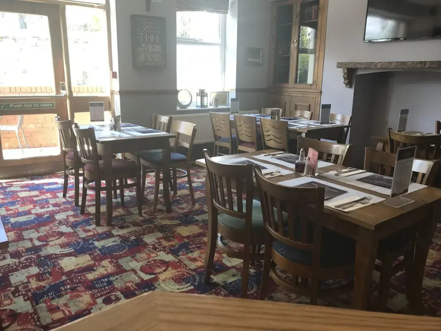 The Dillwyn Arms Hotel