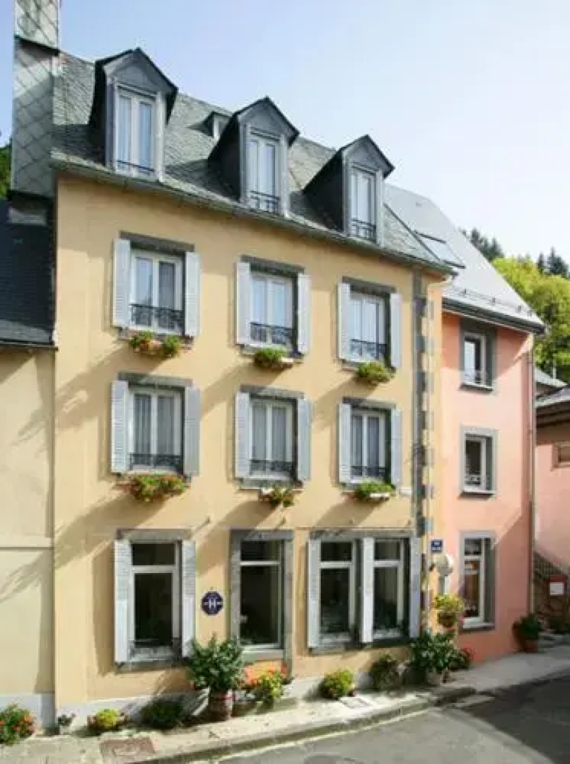 Hotel Le Progrés Dorlotel