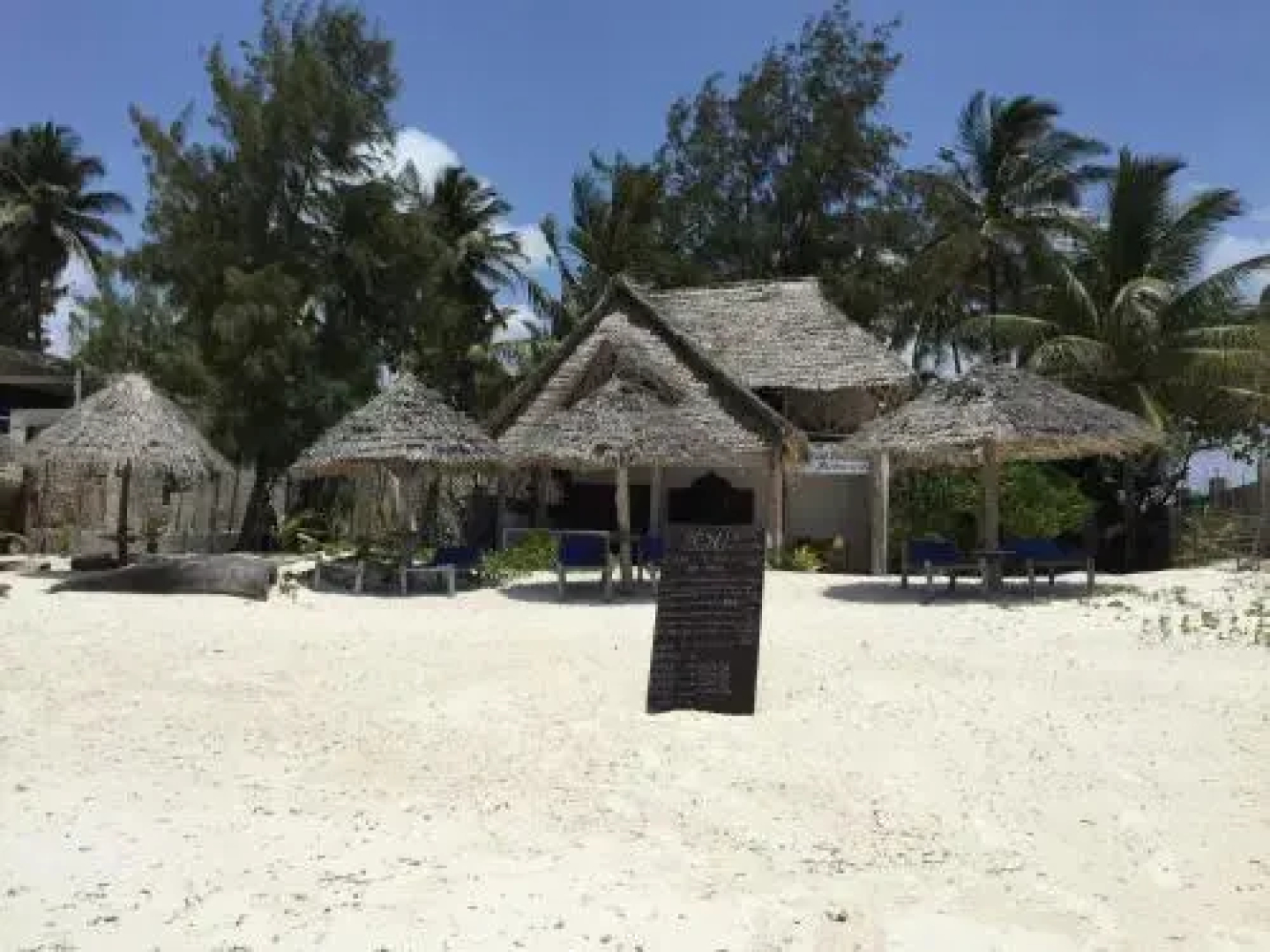 Helwa Zanzibar Beach Bungalows