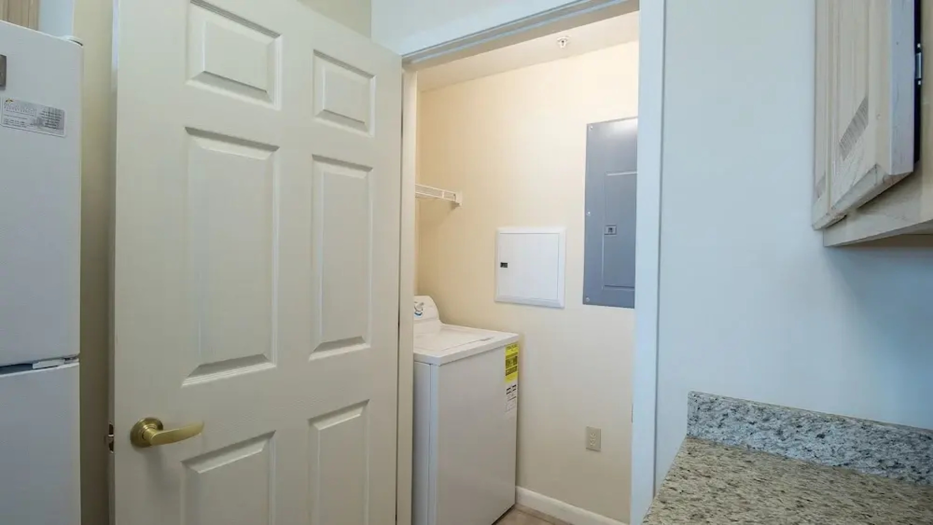 Legacy Towers-Legacy I 607