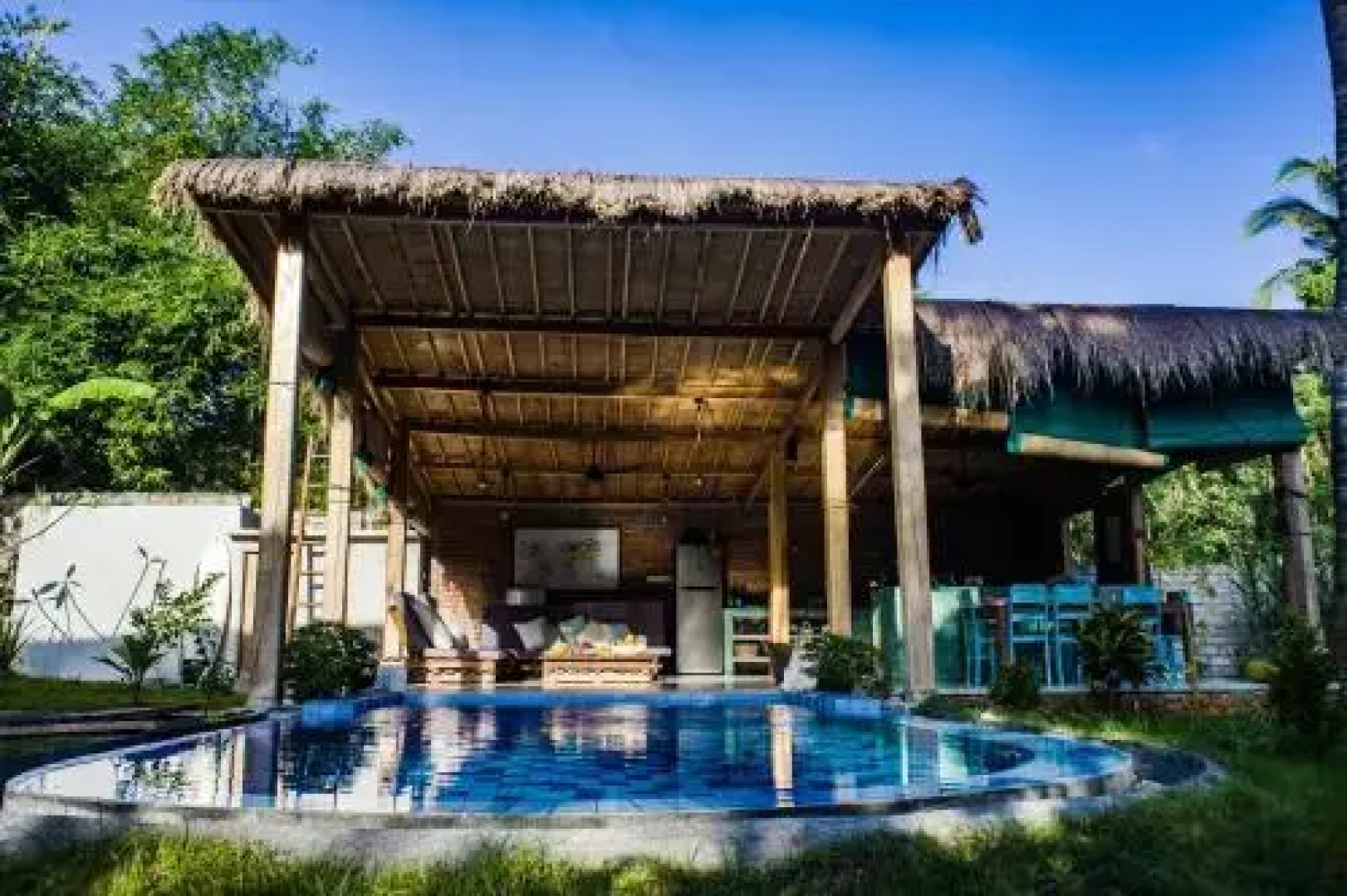 FabuLou's Place