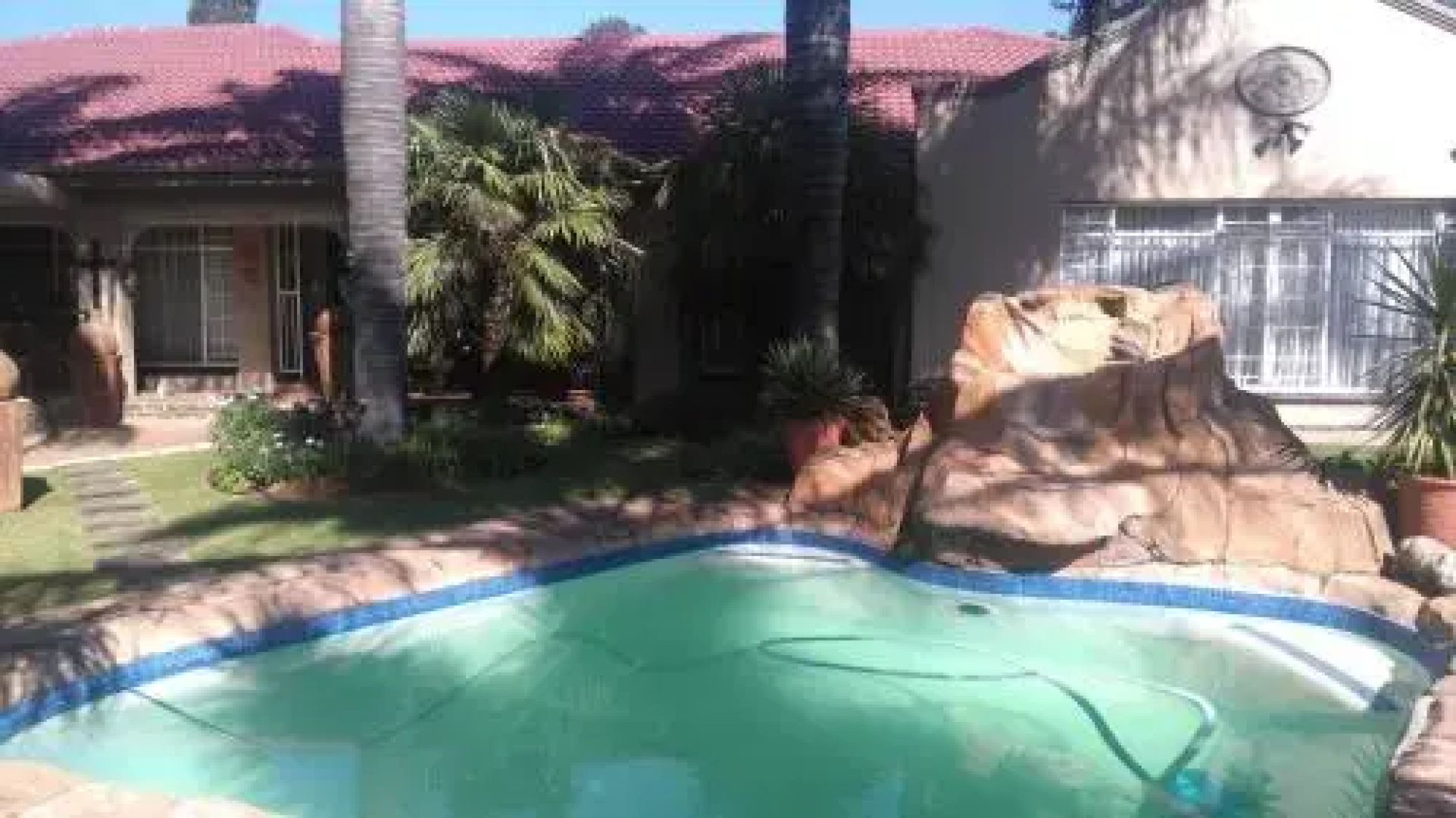 Feathers B&B
