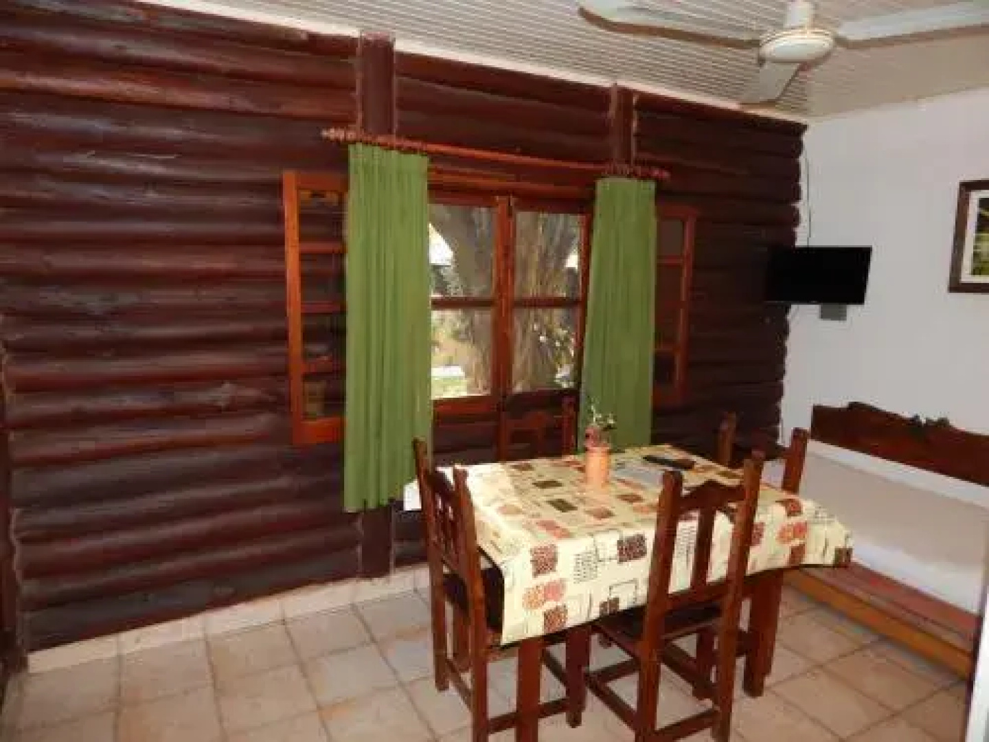 Cabañas Los Troncos