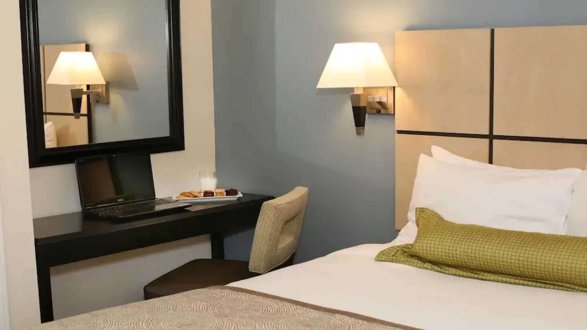Candlewood Suites East Lansing by IHG