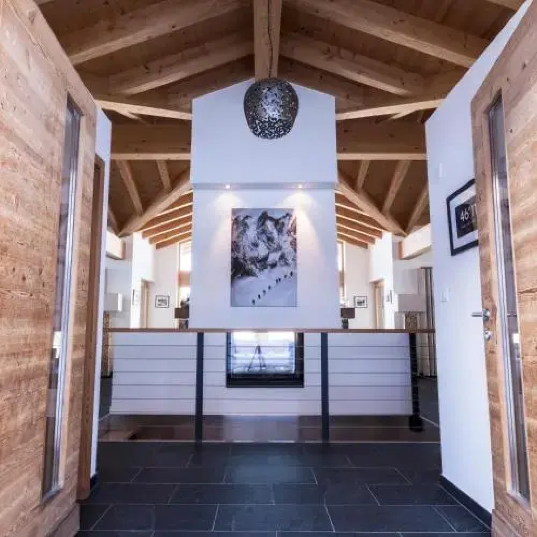 Swiss Alps Village Sarl