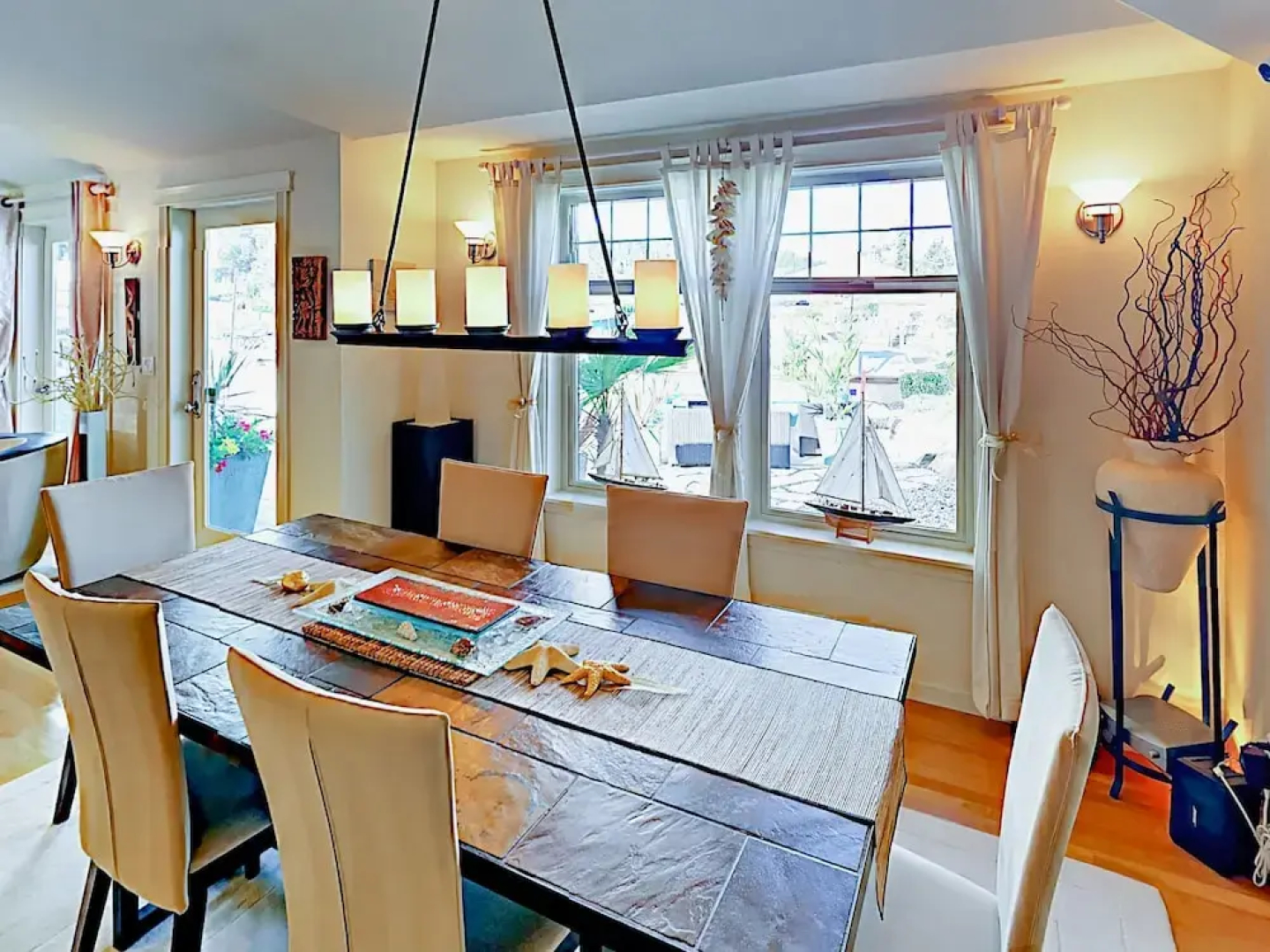 2254 Mariners Way Home