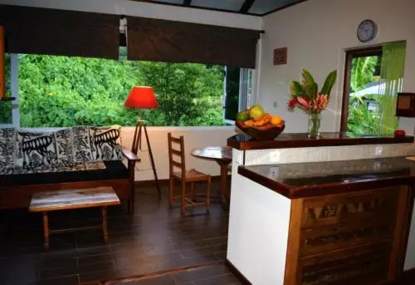 Guest House La Maison Du Voyage