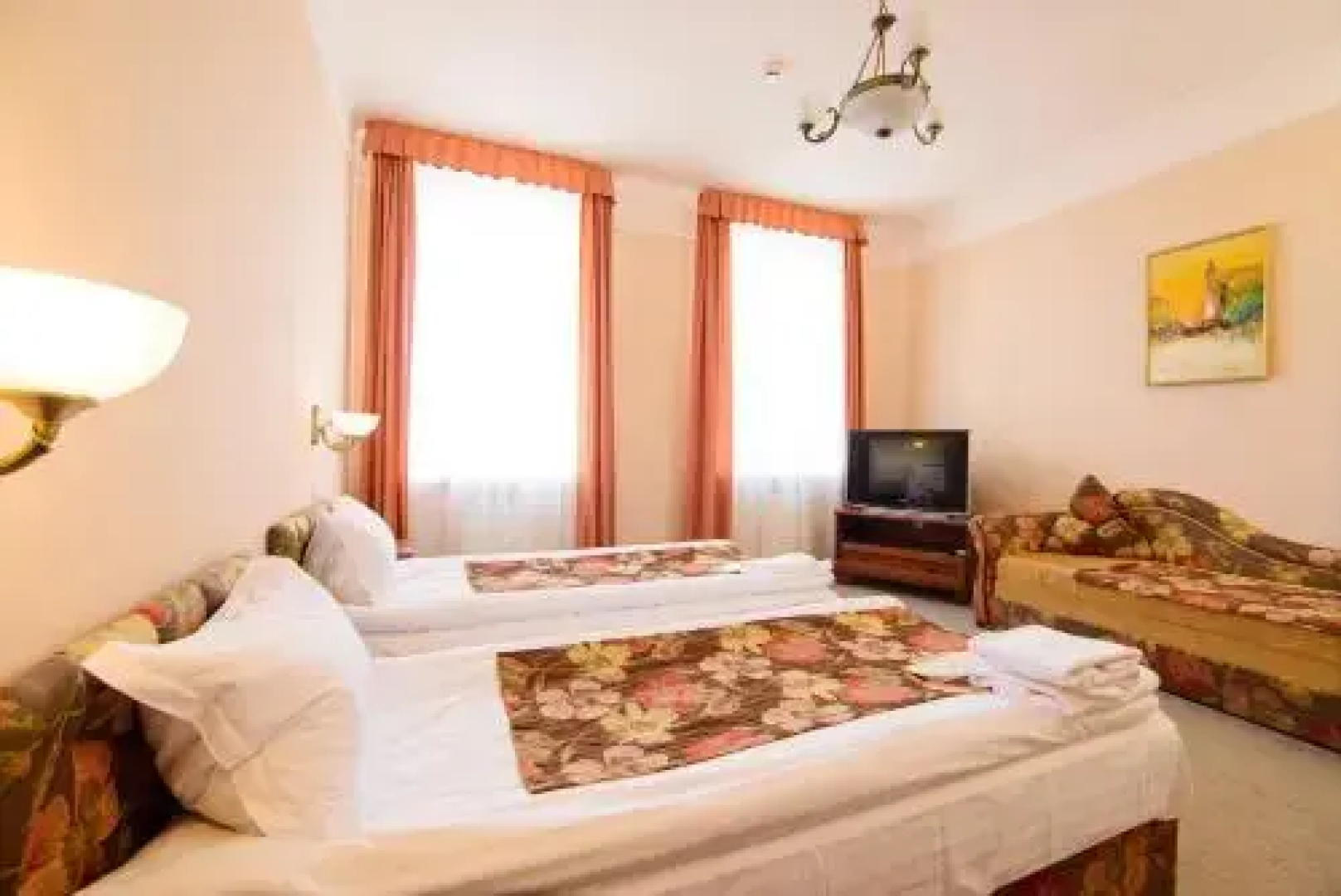 Отель Ирена