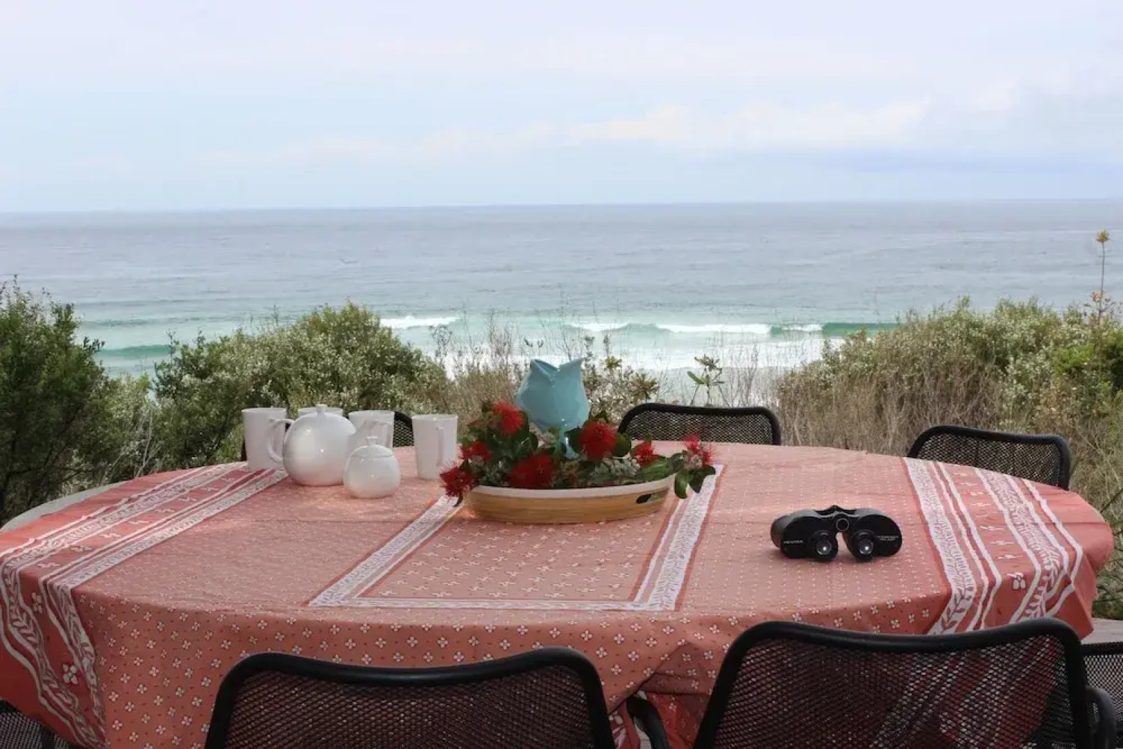 22 ON COAST - (Weekly Only)