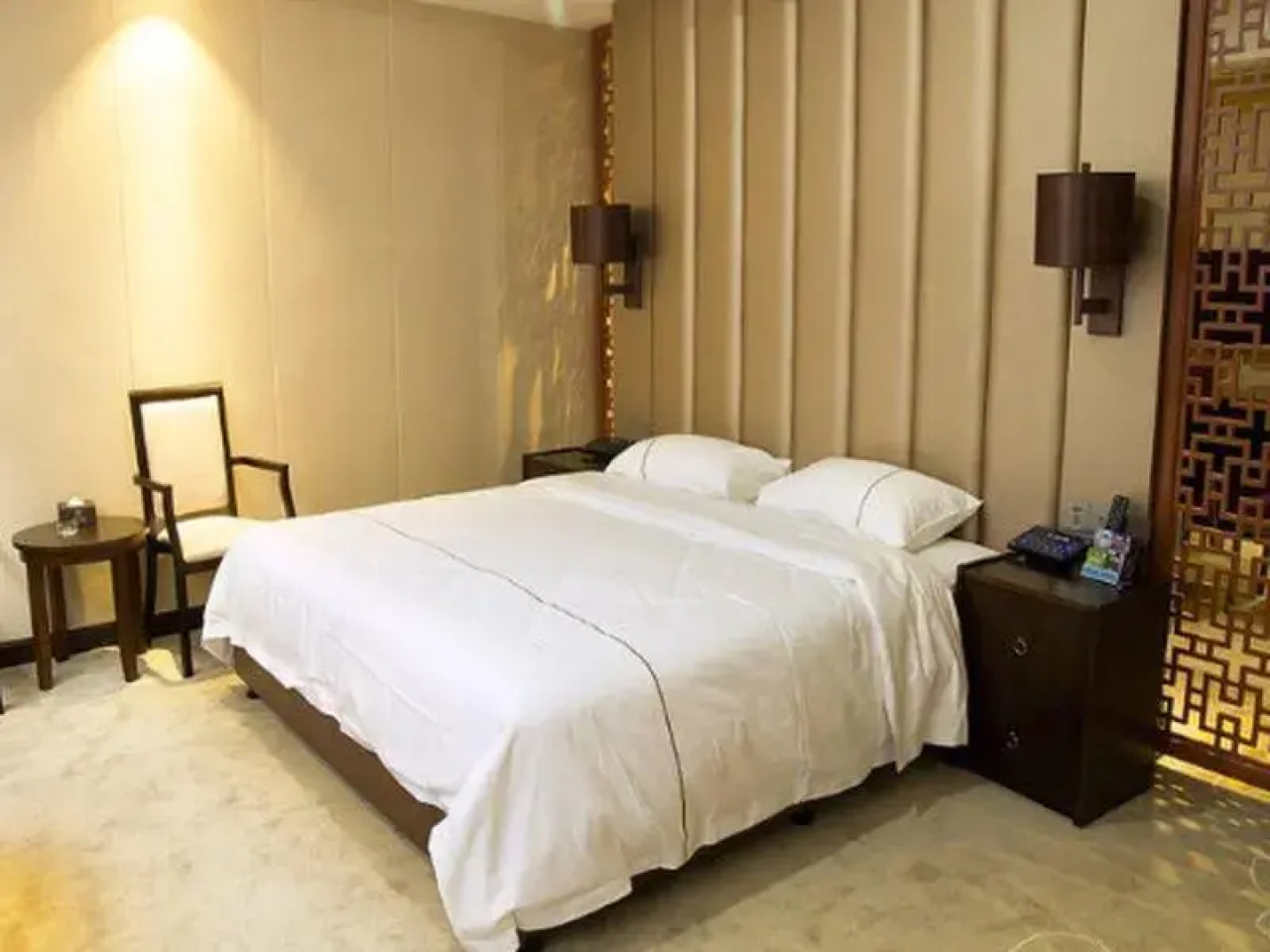 Guangzhou Boheng Classic Hotel Changlong Branch