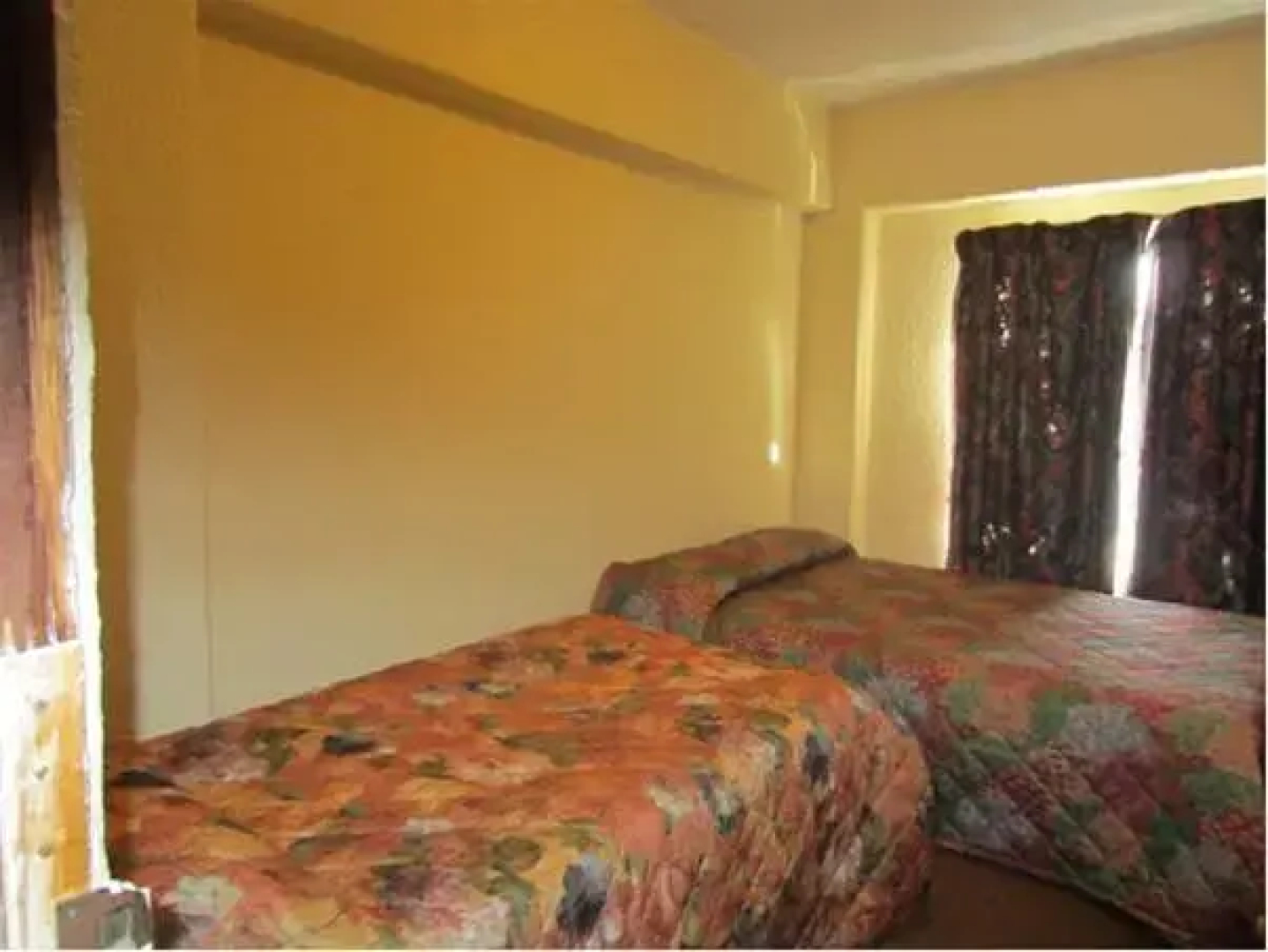 Travelers Hotel