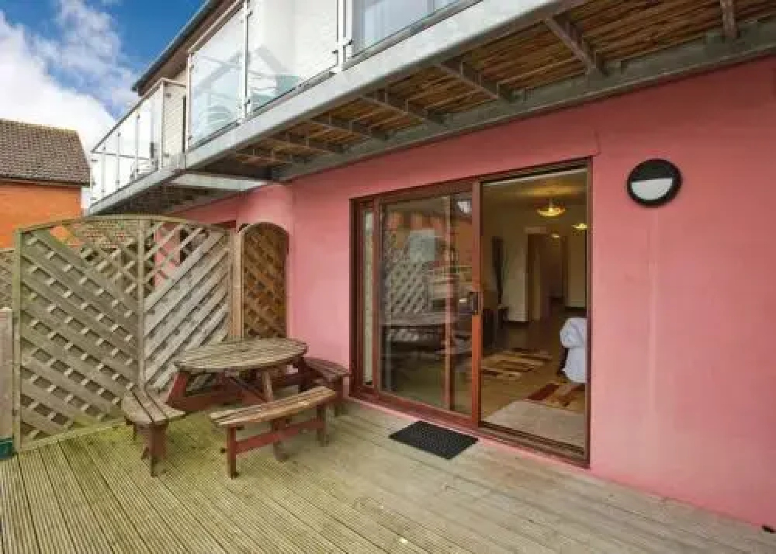 Queenshill Lodges
