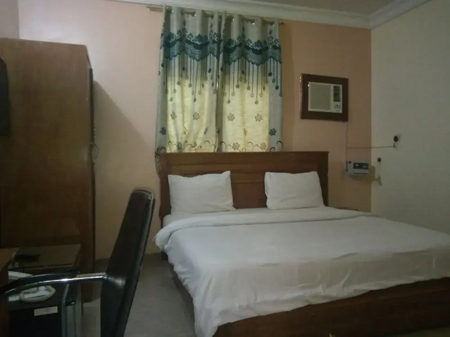 First Eleven Hotel