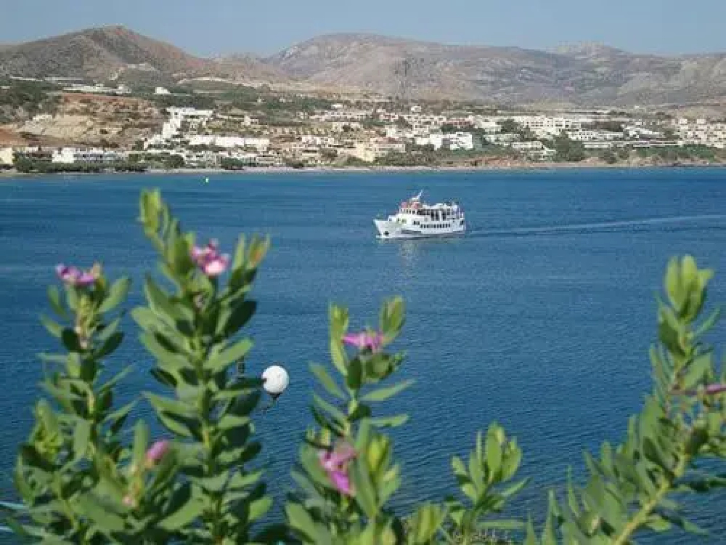 Akrotiri Apartments