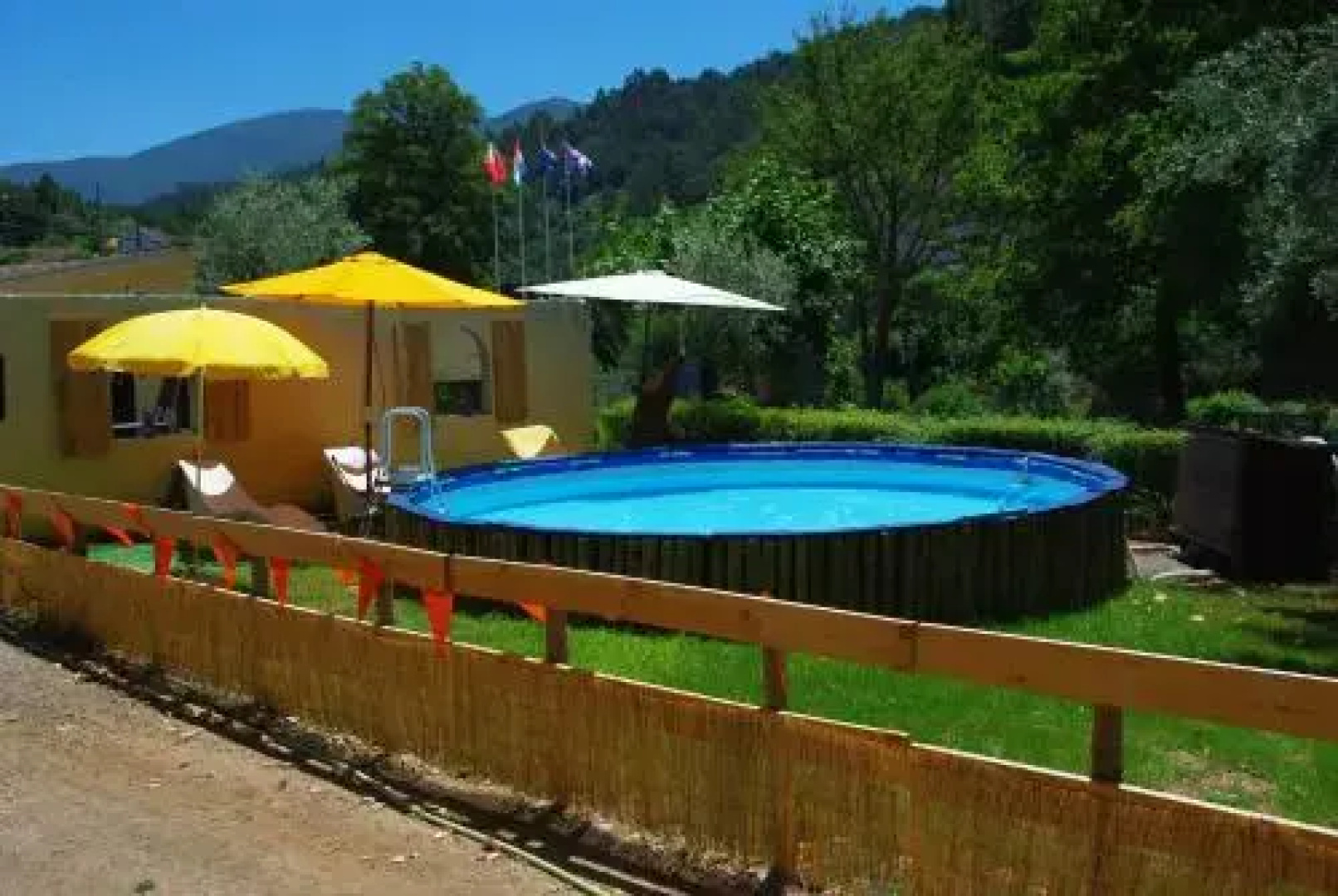 Camping & Bungalows Ponte das Três Entradas