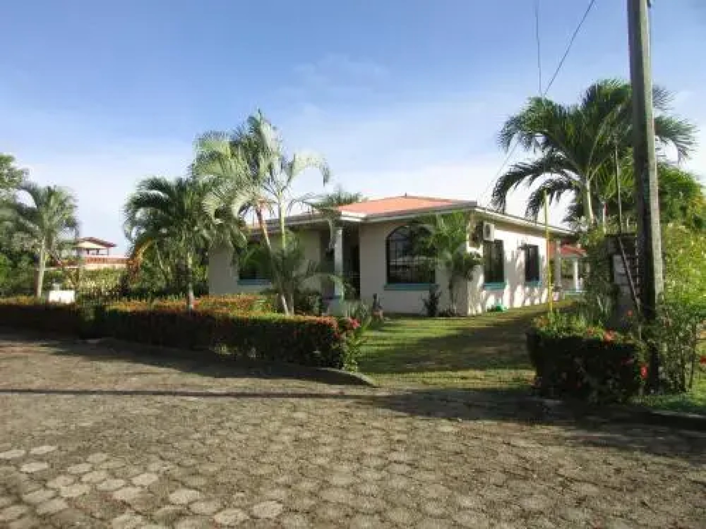 Tela Shores Plantation Beach House