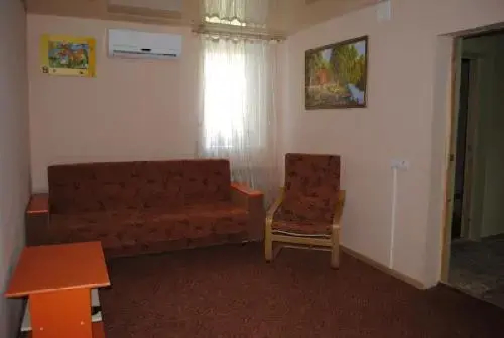 Guest House on Proletarke