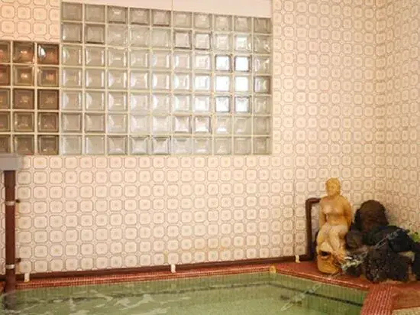 Bimikaishoku Shiosai no Yu Mikaku