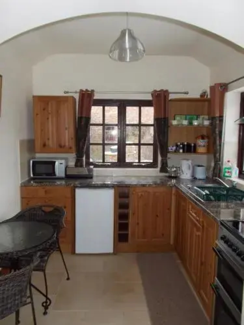 Thompsons Arms Holiday Lets + B & B