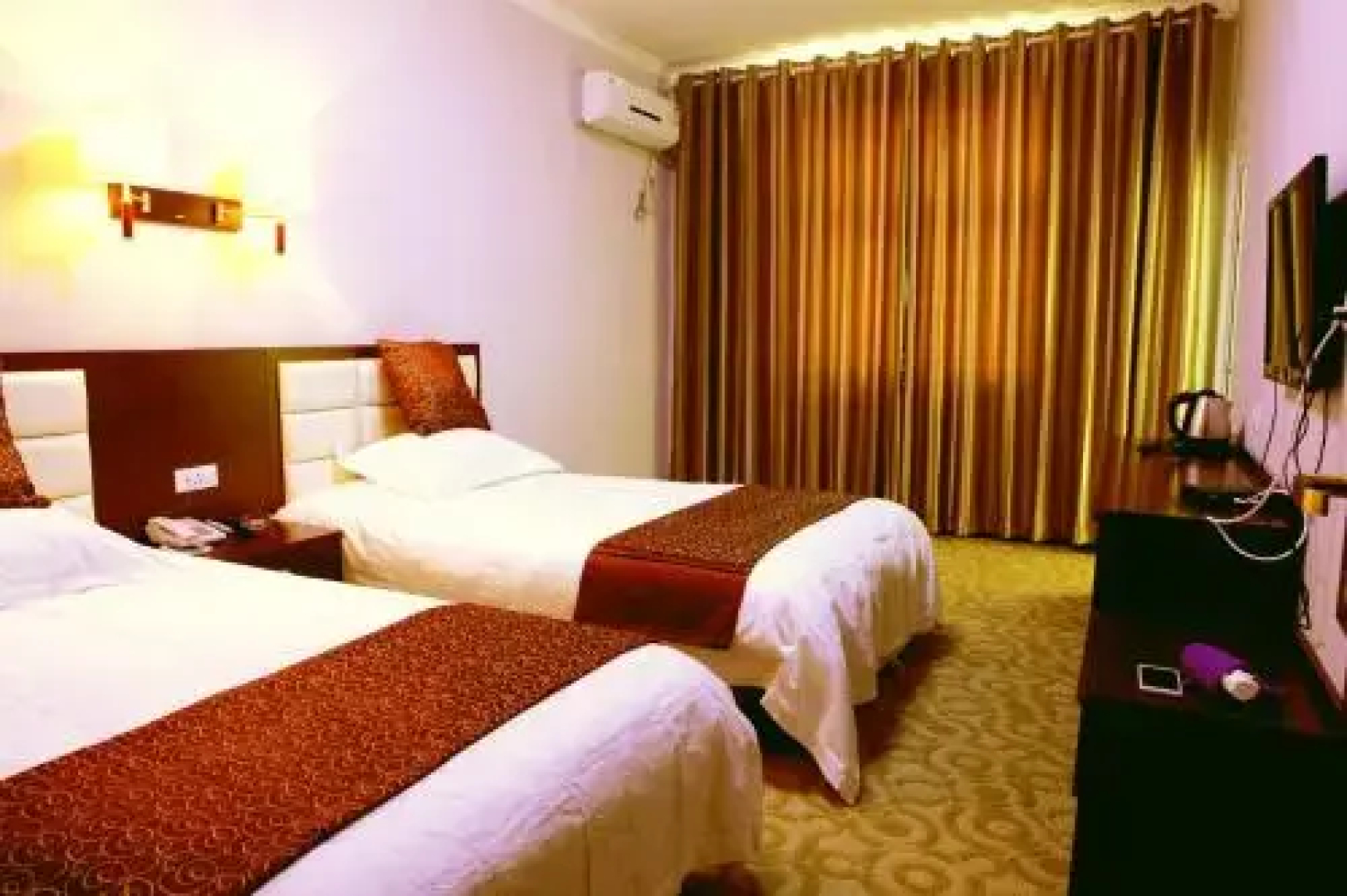 Xi'an Xiangyang Airport Mengzhilan Hotel