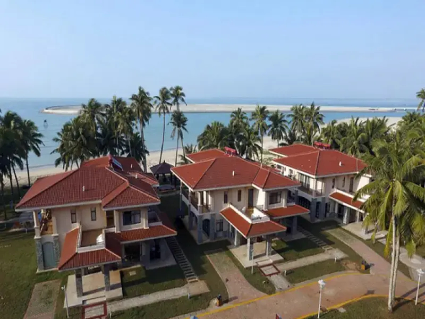 Wenchang Coconut Grove Herton Seaview Hotel