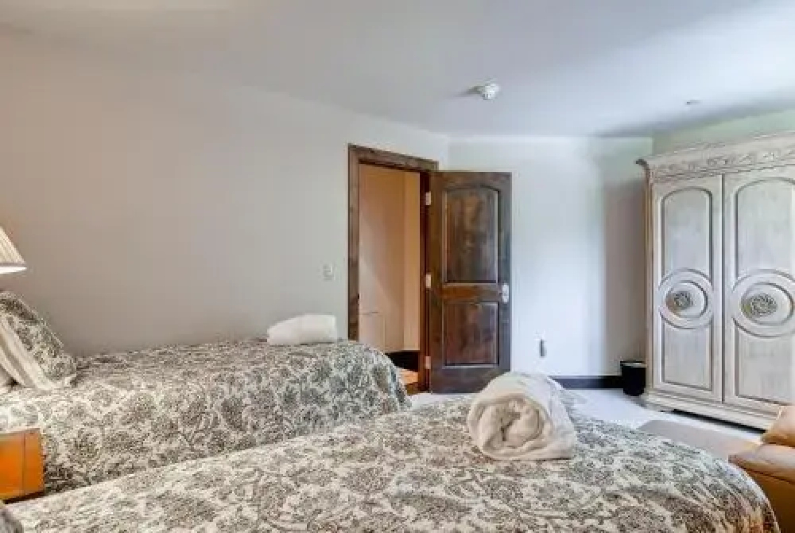 Ascent 305