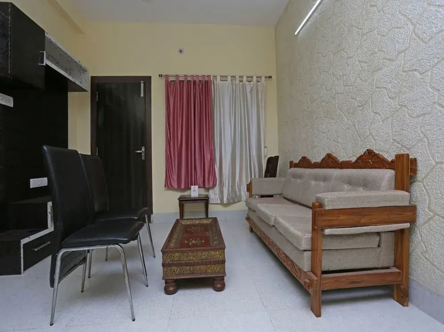 SR Corporate Guest House