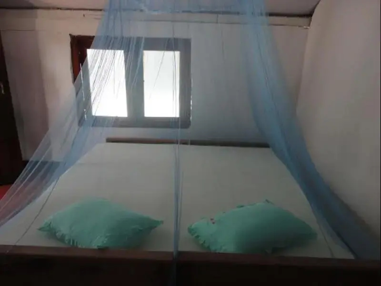 Luckmins Guest House